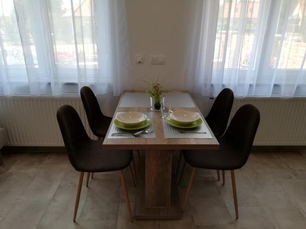 Mona Apartman Sárvár المظهر الخارجي الصورة