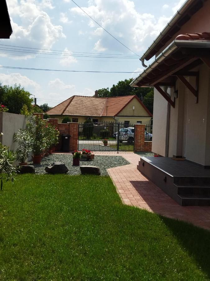 Mona Apartman Sárvár المظهر الخارجي الصورة