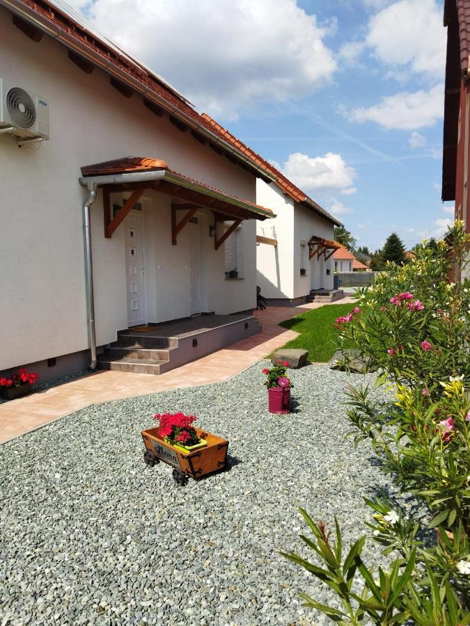 Mona Apartman Sárvár المظهر الخارجي الصورة