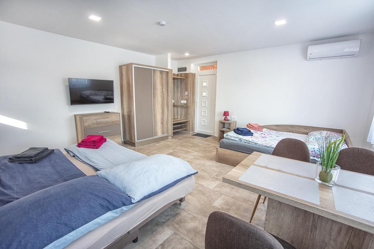 Mona Apartman Sárvár المظهر الخارجي الصورة